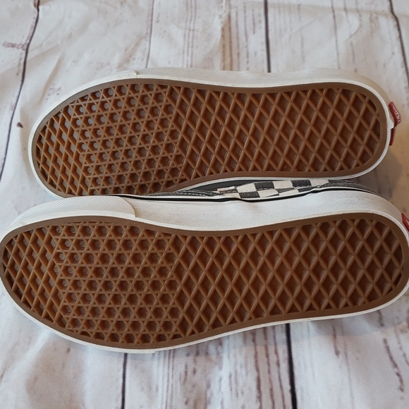 Vans Checkerboard Slip-on Shoes - Picture 5 of 8